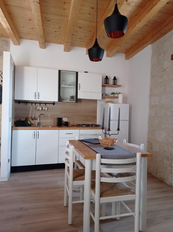 Casa Vacanze Borgo Gulini Da Anna Петралия-Сопрана Экстерьер фото